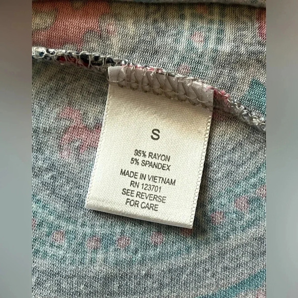 Dressbarn Multicolor Top - Picture 6 of 7